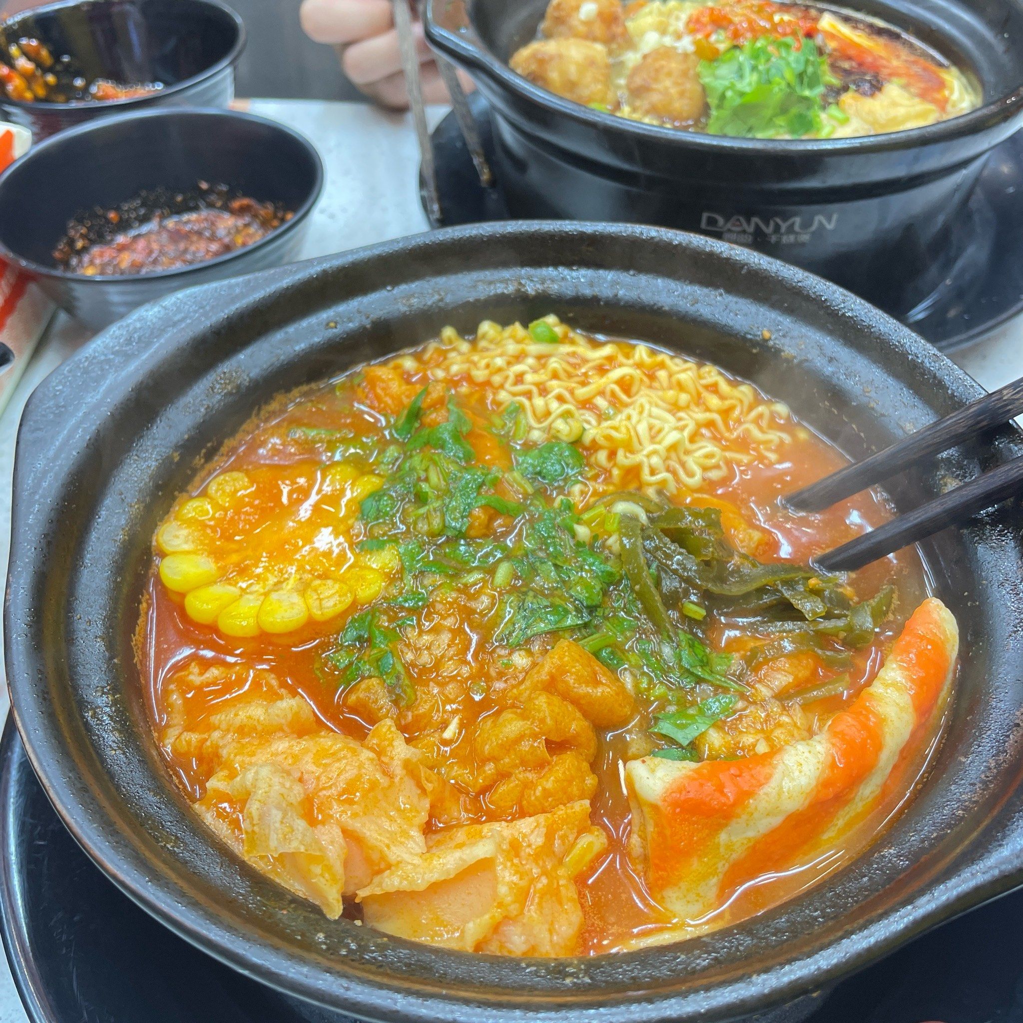 川海丰尚砂锅麻辣烫