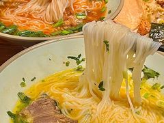 -八月美食小馆(银泰城总店)