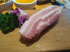 -唯成•韩国炭火烤肉 유성고기