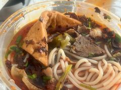 -花溪牛肉粉(八鸽岩店)