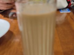 黑砖奶茶-玛格萝妮比萨屋(陆家浜路店)