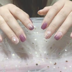 -梓童彩妆.美甲