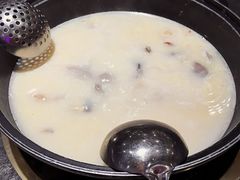 -煲宫猪肚鸡(昆山金鹰国际购物中心店)