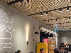 -麦当劳(中山公园龙之梦店)