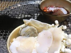 -鑫釜山海鲜烧烤(鑫丰国际店)