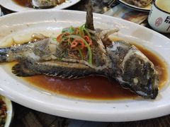 -庆余生平价生猛海鲜(海棠湾林旺夜市店)