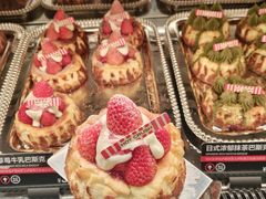 -HOT CRUSH趁热集合·现烤面包(上海环球港店)