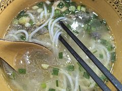 -正宗李家土鸡米线店