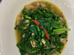 -侬佳蒸菜馆(听潮店)