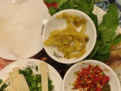 -桥香园云南过桥米线(金马碧鸡店)