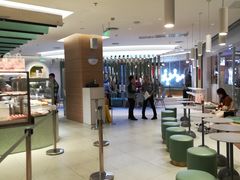 -奈雪的茶(亨特国际广场店)