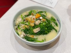 上汤豌豆尖-东兴楼饭庄(六里桥店)
