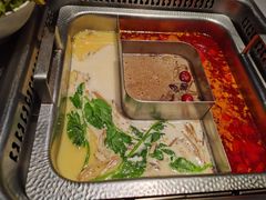 -巴奴毛肚火锅(悠唐购物中心店)