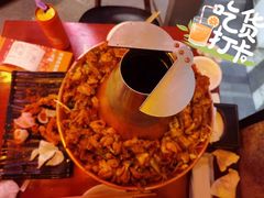 二哥芋儿蛙-炉小二铜锅牛蛙•川湘菜(三里屯店)