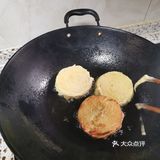 被旺财pick的软软的金黄的油香的鸡蛋馍片
