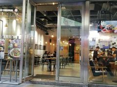 门面-HELLO 27 意面·沙拉·帕尼尼