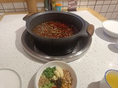 -佬缸炮江湖川菜(玉林店)