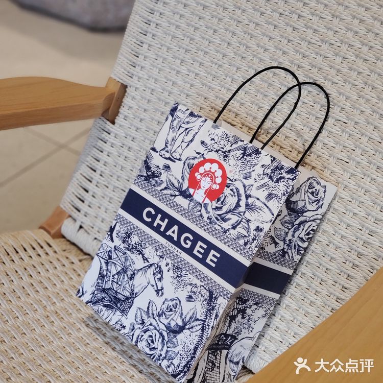 国风奶茶get✓丨CHAGEE霸王茶姬