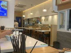 -李与白包子铺(桐梓林店)