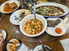 -芦茨金富饭庄·25年老字号·专做稻草鸡