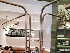 -潮界(LU·ONE凯德晶萃广场店)