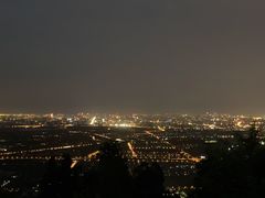 -鬼笑石后山停车场