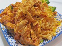 -后卫寨猫耳朵(凤城三路店)