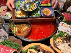 -楠小云·云南鲜菌·鲜牛自助火锅(九眼桥店)