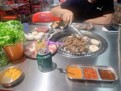 -马路牙子烧烤音乐酒馆(望京店)