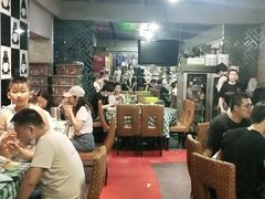 大堂-昱龙大盆牛蛙馆(三兴街总店)