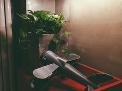 -HIGH FIVE哈福手工汉堡(桂林路店)