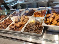 -鑫记婆婆兔·成都特产·兔头手撕兔(太古里店)