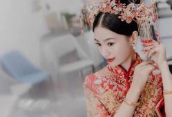 -LOVINA洛维娜婚纱礼服