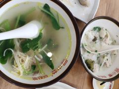 牛肉粉丝汤-小姜锅贴(凤凰街店)