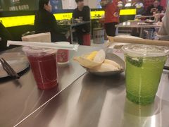 -蓉三少冒烤鸭·四川小吃集(北京首店)