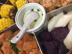 -黄桷树曹家私房菜(江与城店)