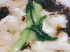 虾仁鲜肉馄饨-玖鲜小笼(中山广场店)