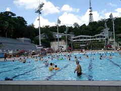 -越秀山游泳场