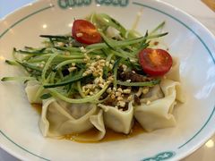 香菇笋丁大馄饨-财兜兜大黄山小馄饨