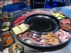 -哈哈碳都·牛肋条无限自助烤肉(台江万达店)