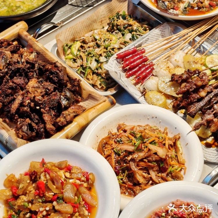 在昆明！发出疯狂尖叫的佤族风味烧烤！！