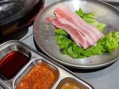 -围炉肉舍丹东海鲜烤肉·烤活鳗(步行街店)