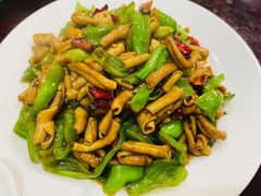 -余杨鸭鸭餐厅