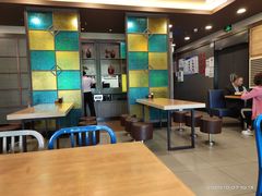 大堂-回味鸭血粉丝汤(南京站店)