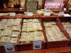 面包甜点陈列柜-皇承御点·八旗饽饽铺(避暑山庄店)