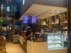 -Peet's 皮爷咖啡(陆家嘴中心店)