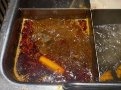 -巴渝瓦肆重庆鲜火锅(宝龙环湖店)