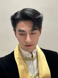 -一家只做男发烫染的店