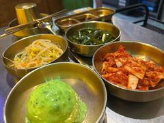 -釜山火炉·海鲜烤肉(紫藤路店)