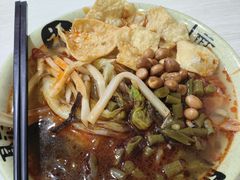 脆皮五花肉螺蛳粉-桂林米粉(洋桥店)